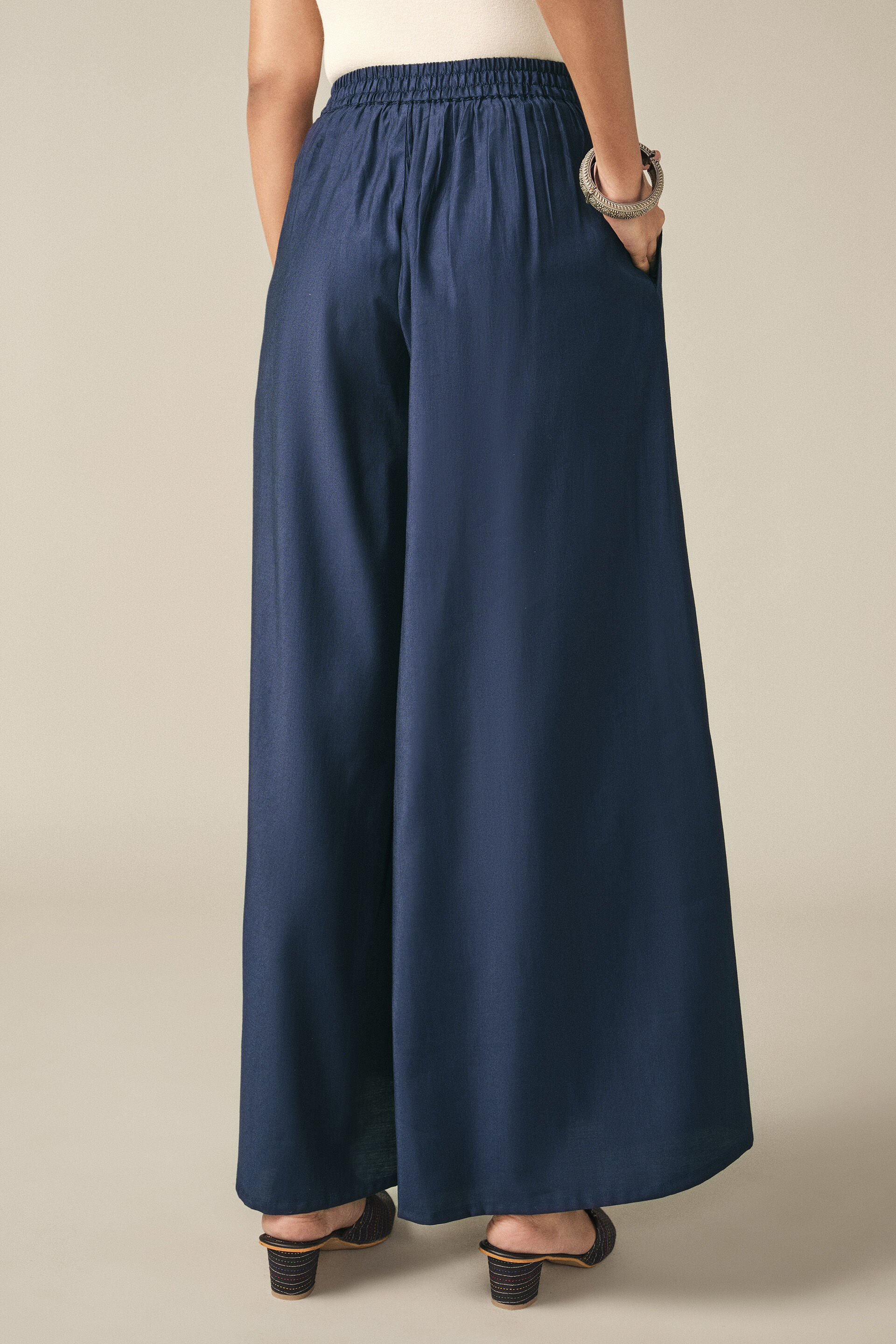 Wide-leg Pants in Indigo, Indigo, image 4